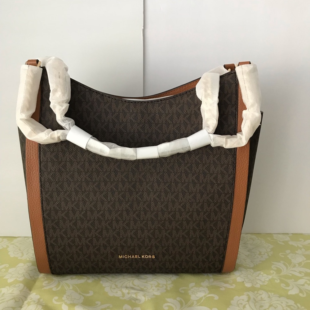 NWT Michael Kors Newbury Medium Chain Tote